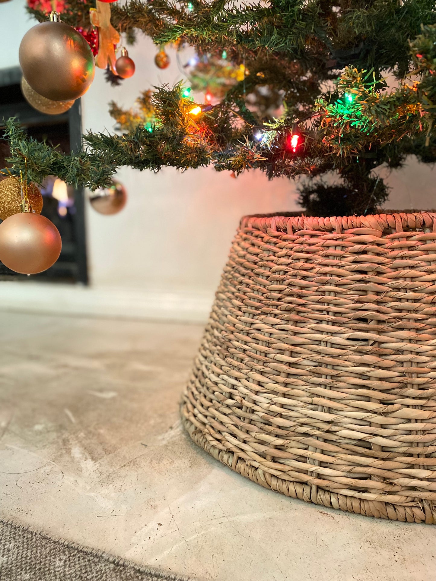 Christmas tree skirt
